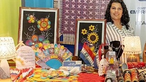 Emprendedora halla el camino al éxito mediante el ñandutí