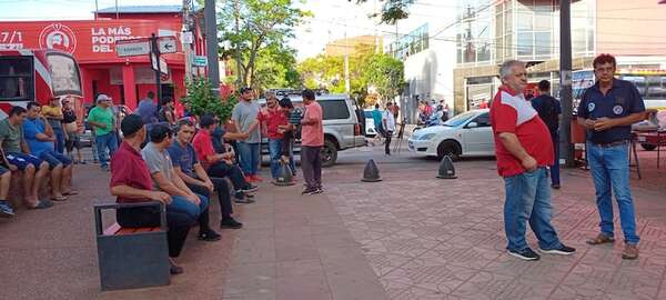 Atención, usuarios del transporte público en San Lorenzo: las 7 líneas internas en huelga - Nacionales - ABC Color