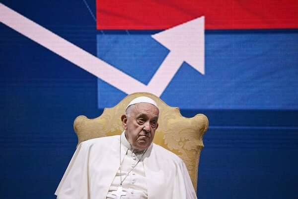 Salud del papa Francisco: su cuadro“es complejo” y requerirá “una hospitalización adecuada” - Mundo - ABC Color