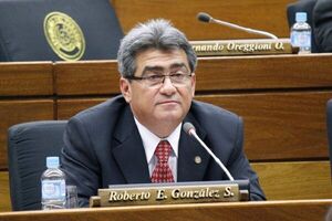 Cumbre de Poderes: “Son cómplices los que se están reuniendo en este momento”, dice diputado