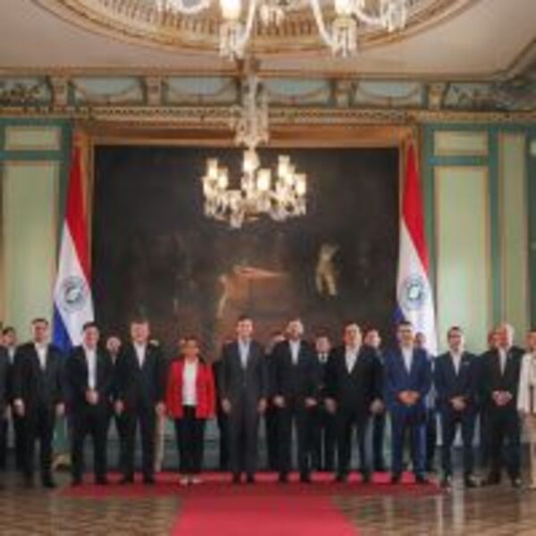 Presidente Peña presentó a Cesar Sosa como presidente del Consejo de Gobernadores :: Presidencia de la República del Paraguay