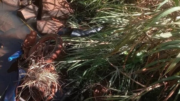 Hallan sin vida a un motociclista en una zanja en Capitán Miranda