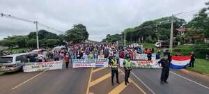Campesinos de Misiones postergan manifestación por inclemencias del tiempo y reiteran pedido de asistencia - Nacionales - ABC Color