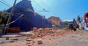 La Nación / Derrumbe de edificio en Herrera y Tacuary - OJO Galería