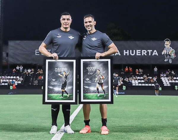 Libertad: Homenaje a Roque y Tacuary - Fútbol - ABC Color