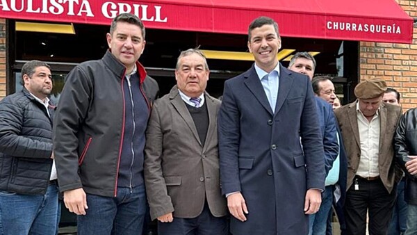 Santiago Peña cae en popularidad según una encuesta internacional