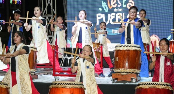 Encarnación celebra diversidad cultural en la fiesta de los pueblos