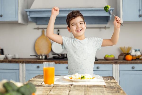 Diez alimentos que fortalecen el sistema inmunológico en niños - Gastronomía - ABC Color