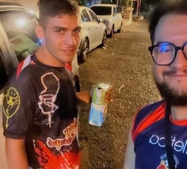 Influencer mexicano fue asaltado tras encuentro pactado por Grindr