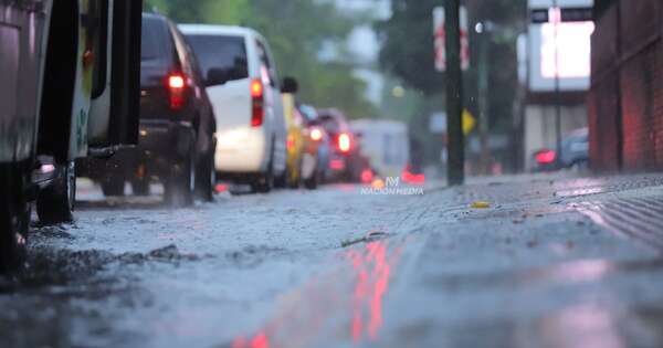 La Nación / ¡Pasado por agua! Persiste la lluvia con ocasionales tormentas para hoy y los próximos días