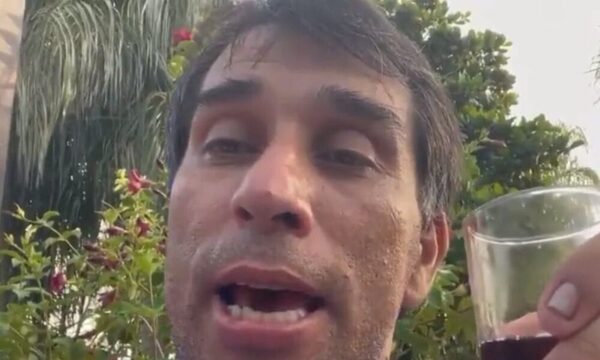 (VIDEO) ¡Yoité nomás luego! Pipino Cuevas: “Cuando yo tomo, me convierto en otra persona”