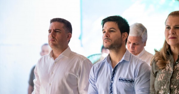 Los senadores cartistas apuntan a los problemas de comunicación de Peña y van por Villate