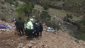 Más de 30 muertos en accidente de micro en carretera de Bolivia - 1000 Noticias