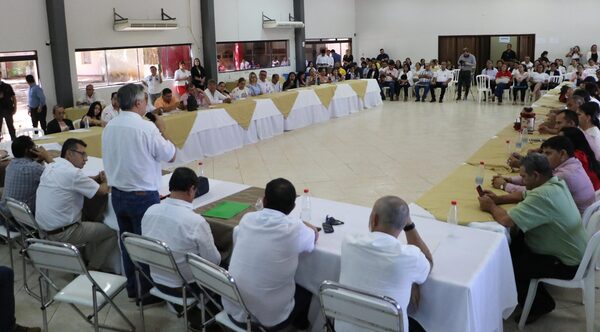 MEC tiene previsto invertir 7.800.000 dólares en refacción de instituciones educativas de San Pedro • PARAGUAY TV