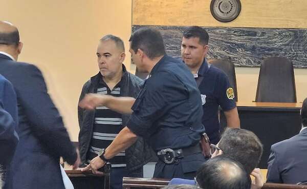Recusación a fiscales suspende audiencia preliminar en el caso Pavo Real Py - Nacionales - ABC Color