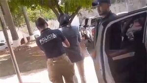 En control aleatorio incautan camioneta a nombre de alias “Tío Rico”