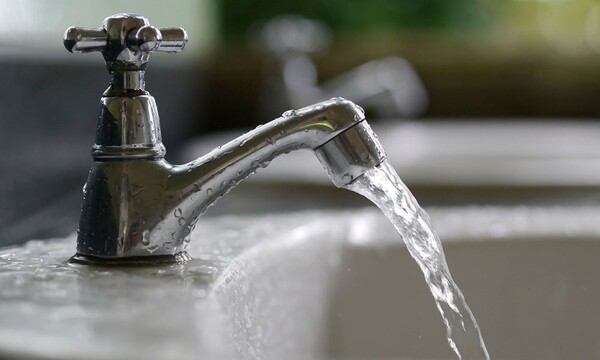 Problemas en el suministro de agua en Coronel Oviedo: corte de 16 horas debido a válvula antigua y tuberías obsoletas - OviedoPress