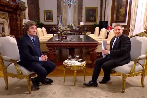 Video filtrado muestra corte de entrevista a Milei: asesor interrumpe y sugiere preguntas pactadas - Mundo - ABC Color