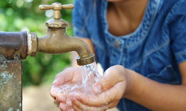 Falta de infraestructura para provisión de agua deja a poblaciones sin el líquido vital - OviedoPress