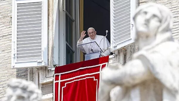 El papa Francisco padece neumonía, anuncia El Vaticano