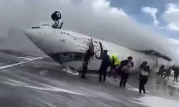 [VIDEOS] Saltan más imágenes de cómo fue que el avión terminó “panza arriba” al aterrizar