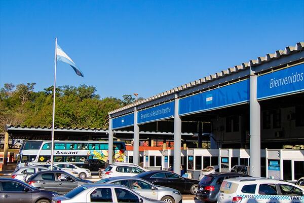 Nuevo acuerdo para el transporte turístico entre Foz de Iguazú y Puerto Iguazú
