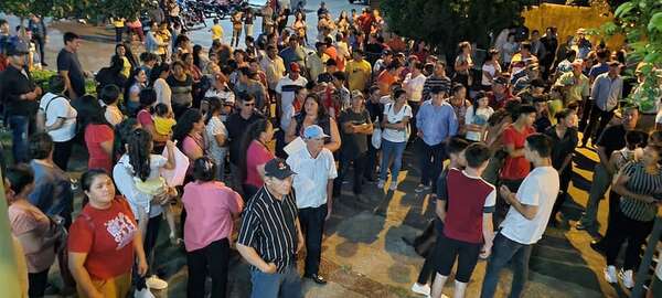 San Ignacio: Miembros de la OCM se manifiestan exigiendo asistencia del Gobierno - Nacionales - ABC Color