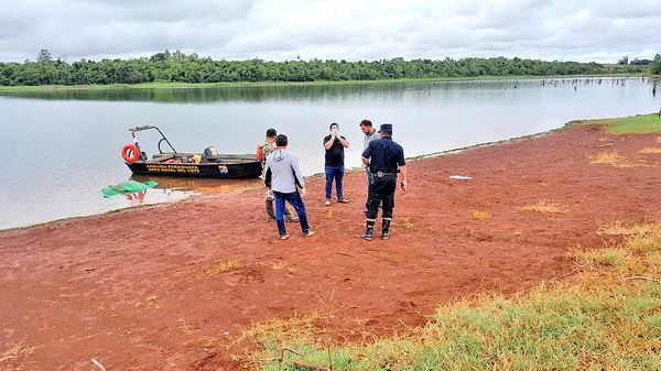 Tragedia en Puerto Indio: dos pescadores mueren tras accidente en el lago Itaipu - La Clave