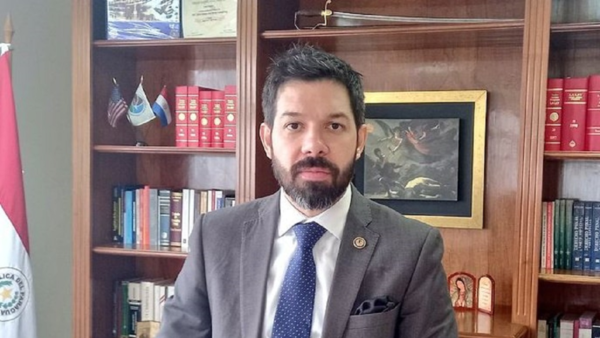 Osmar Legal no acudirá al Congreso para hablar sobre los chats de Lalo Gomes