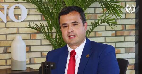 Diario HOY | Viceministro anuncia que renunciará a su cargo