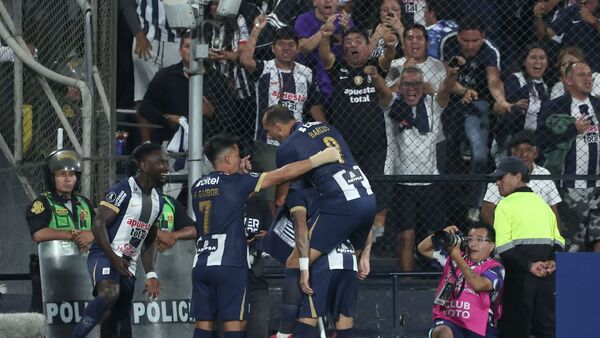 Alianza Lima da el primer golpe ante Boca Juniors