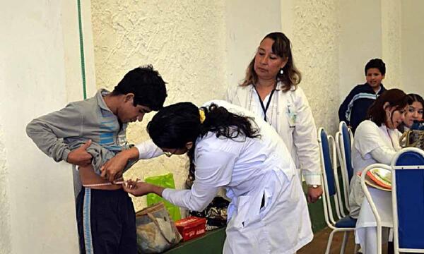 Salud y MEC prevén dar atención bucal y oftalmológica a escolares – Prensa 5