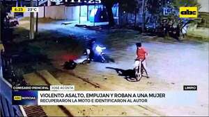 Limpio: Recuperan motocicleta robada tras violento asalto a una mujer  - ABC Noticias - ABC Color