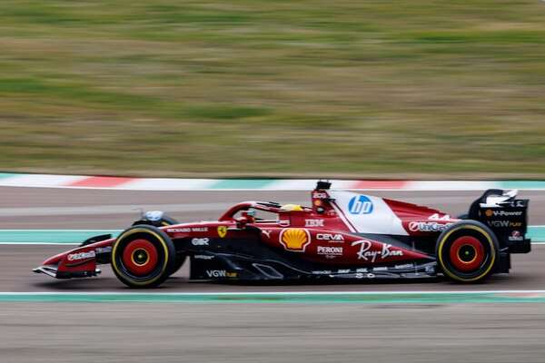 Hamilton estrena el SF-25 en Fiorano - Automovilismo - ABC Color