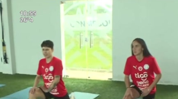 La Albirroja femenina se prepara para enfrentar a Uruguay - SNT