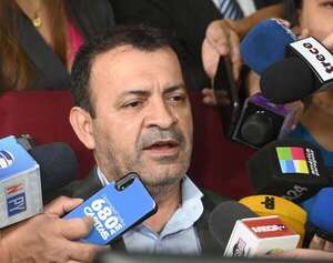 #LaMafiaManda: Reconocen que hay “críticas” de la bancada de HC  al Ejecutivo por tener al único “caído” - Política - ABC Color