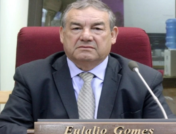 Familia de Lalo Gomes presenta denuncia por falta de avances en investigación de su muerte