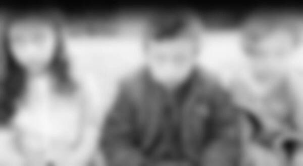 Extraño comportamiento de tres niños llamó la atención del rollo: ¿alguna “posesión”?
