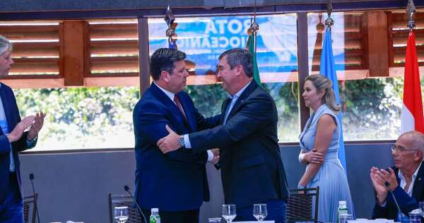 La Nación / MIC firma memorando con gobernador de Mato Grosso Do Sul sobre gas natural