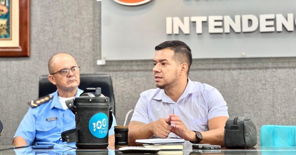 Yd cede el aeropuerto al Gobierno, pero los cartistas admiten que la inversión es una "migaja"