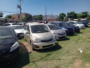 AUDIO: Estos son los “caballitos de batalla” de los vendedores de autos “Chileré” - Ancho Perfil - ABC Color