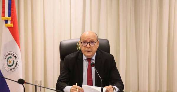 La Nación / El presidente de la Corte, César Diesel, rechazó vinculación con conversaciones filtradas