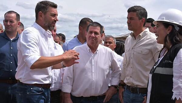Peña llena de elogios a HC y a Alliana por nuevas obras en el Ñeembucú