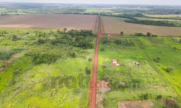 Vecinos de Minga Guazú exigen asfaltado de la Calle 2000 ante suba del peaje