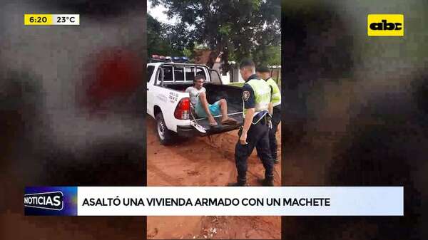 Video: Ingresó a la vivienda y asaltó a una mujer a punta de machete - ABC Noticias - ABC Color