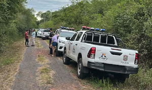 Hallan cuerpo dentro de un vehículo en Luque - Noticiero Paraguay