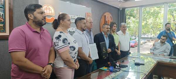 Intendente promulga transferencia del aeropuerto de Encarnación a la DINAC