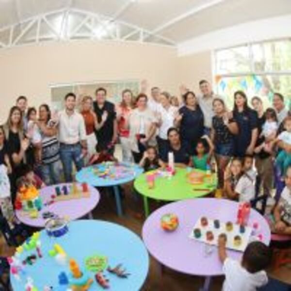 Presidente Peña inauguró nuevo Espacio de Desarrollo Infantil en Guairá :: Presidencia de la República del Paraguay