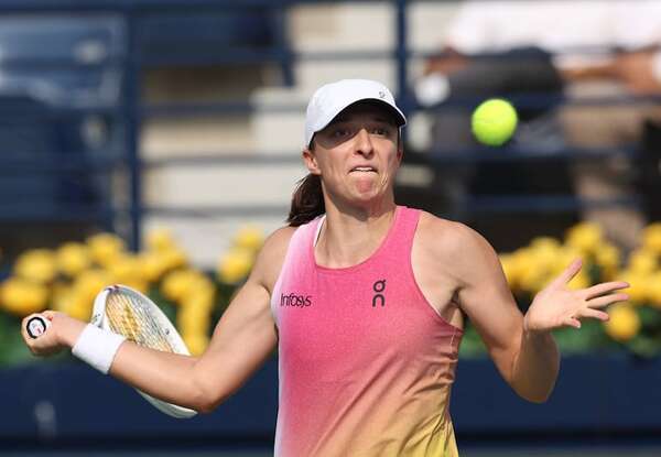 Swiatek cae en cuartos de final de WTA 1000 de Dubái - Tenis - ABC Color
