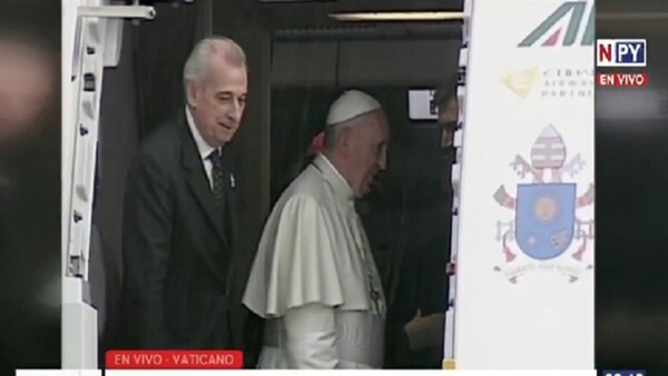 El Papa Francisco sigue hospitalizado y se encuentra "estable"